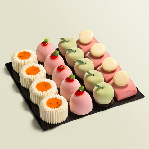 Deluxe Dessert Board